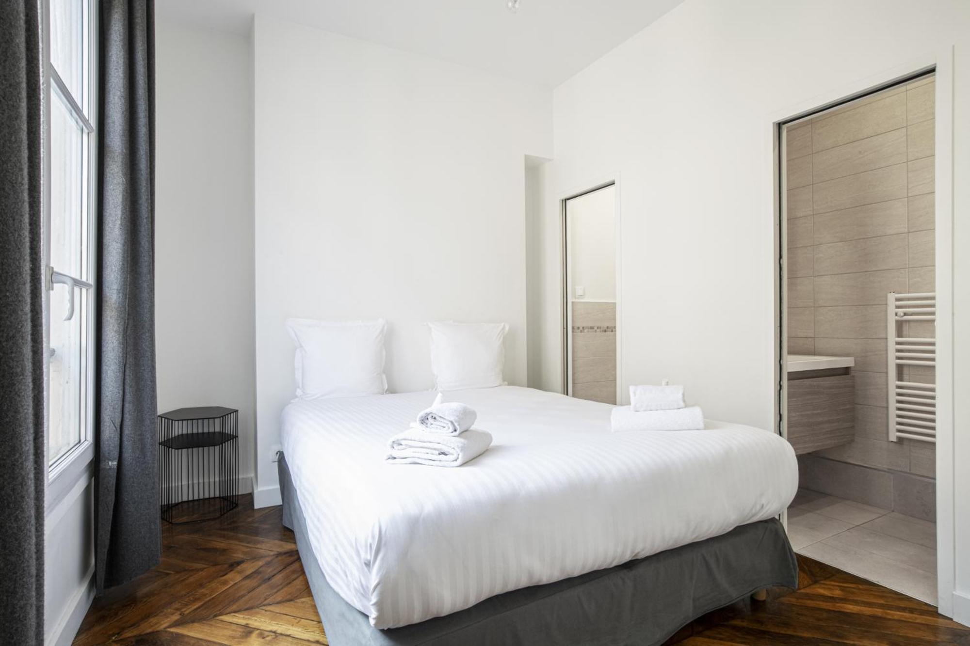 Pick A Flat'S Apartements In Louvre-Rivoli - Rue Du Roule パリ エクステリア 写真